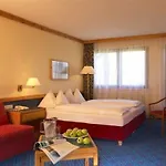 Hoch Tirol Hotell 2*